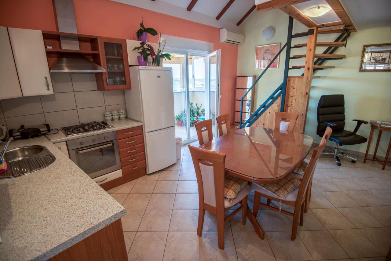 Apartment Jany Šibenik Екстериор снимка