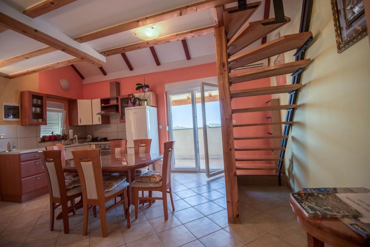 Apartment Jany Šibenik Екстериор снимка